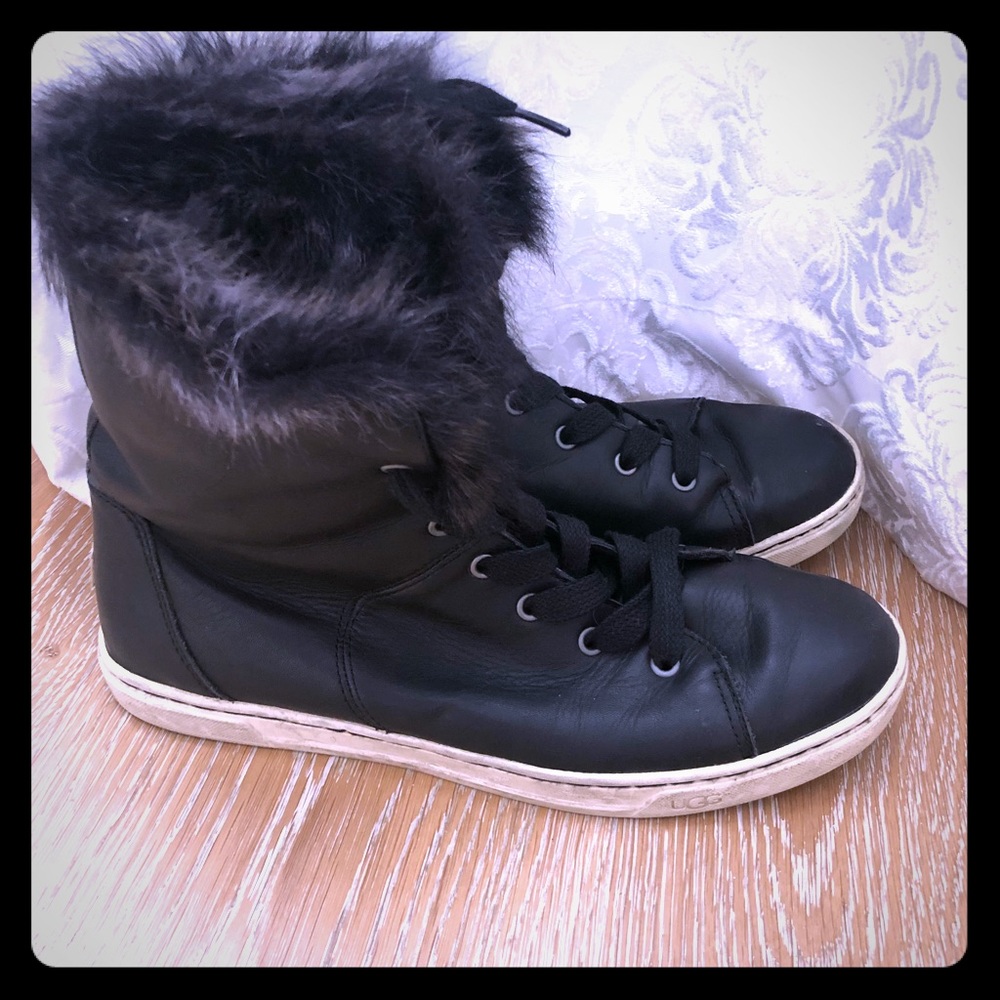 UGG Croft Genuine Sheepskin Hi Top Sneaker